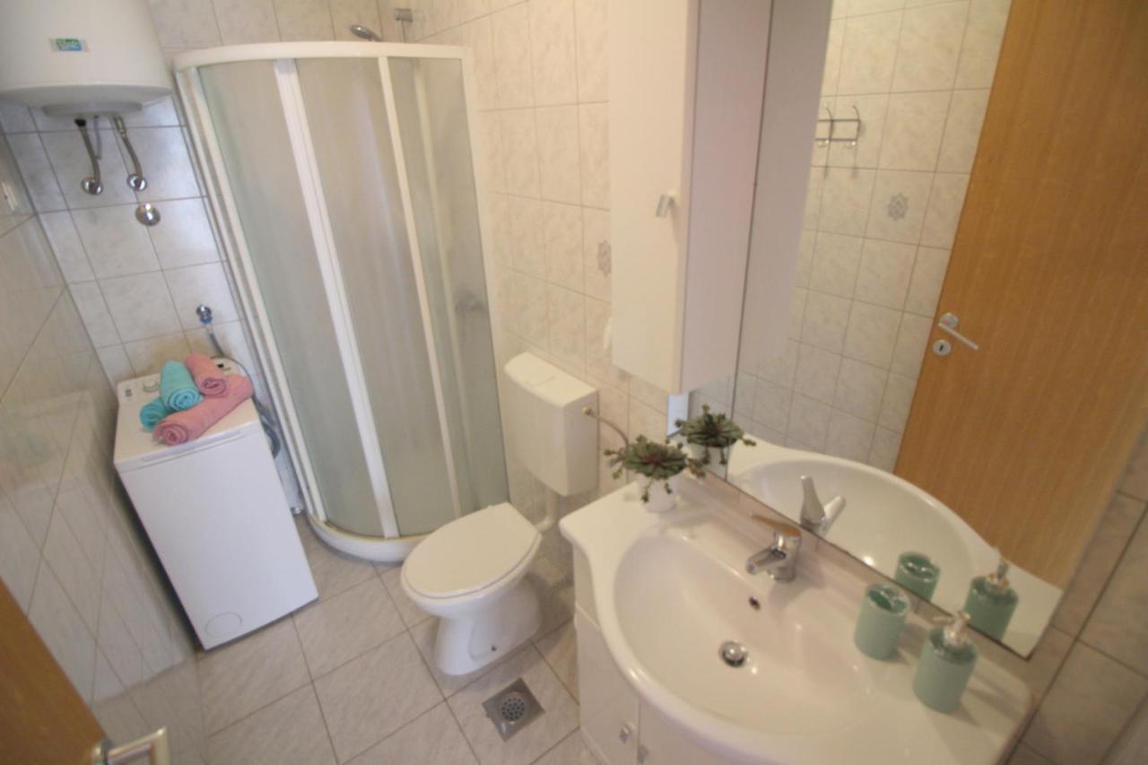 Apartment Ema Near City Center Poreč Buitenkant foto