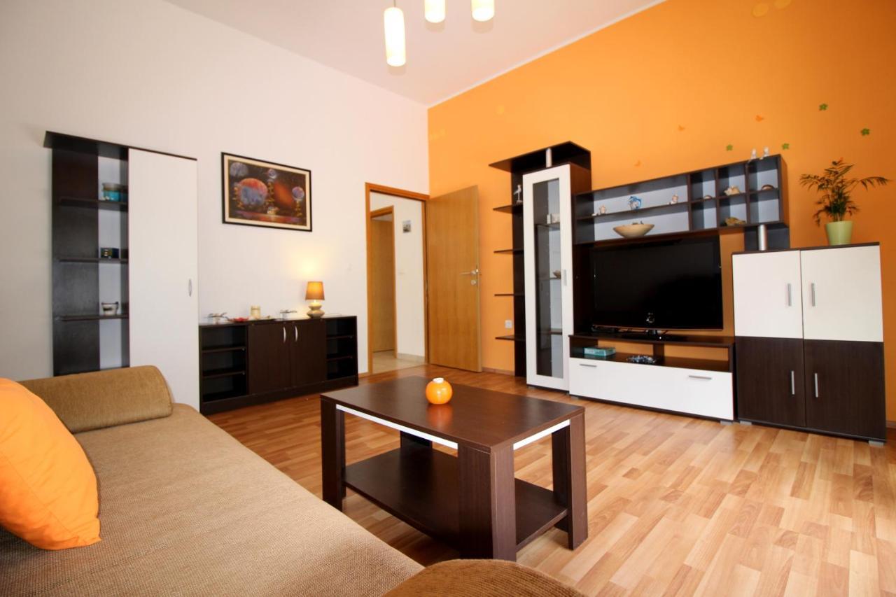 Apartment Ema Near City Center Poreč Buitenkant foto