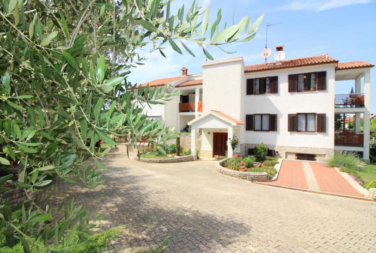 Apartment Ema Near City Center Poreč Buitenkant foto